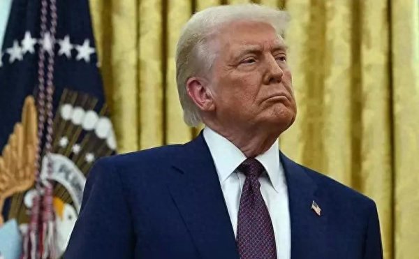 配资盈利网 经济萎缩困扰，特朗普拒绝承认政策失误，反而将责任推给老拜登！